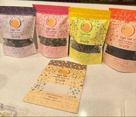 Niestandardowe Eco Recykling Recyclable Ziplock Food Kraft Paper Stand Up Pockets Black Tea Packaging Bags With Window
