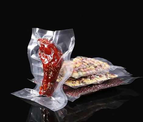 Sprzedaż hurtowa 3 Strony Zamknięty worek do pakowania próżniowy Cena fabryczna Żywność klasy nylonowej Retort Pocket dla mrożonych produktów spożywczych z wcięciem łzawiącym